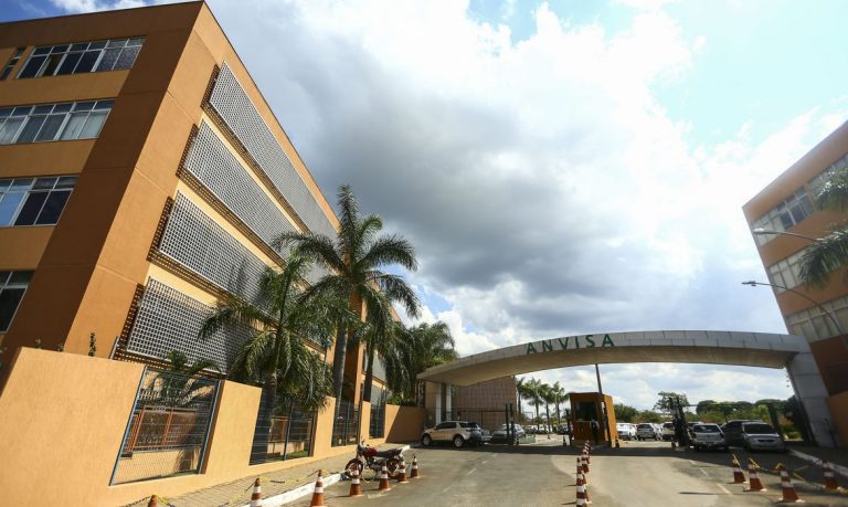 Anvisa aprova novo medicamento para câncer de pulmão