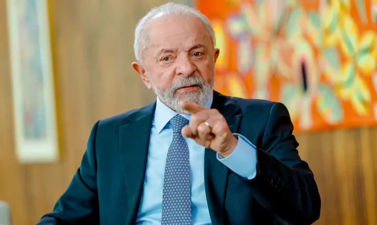 Trump diz a Lula que Brasil e EUA se darão bem juntos