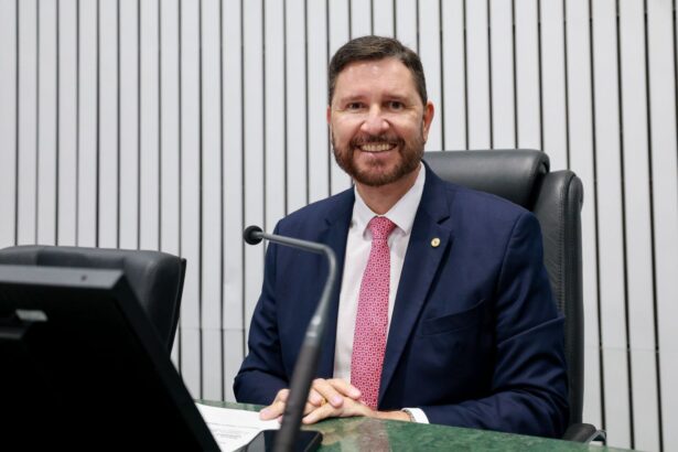 Alece avança em medidas para coibir adulteração de bebidas e proteger a população cearense