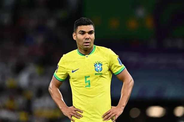 Inter Miami anuncia contratação de Casemiro para jogar ao lado de Messi