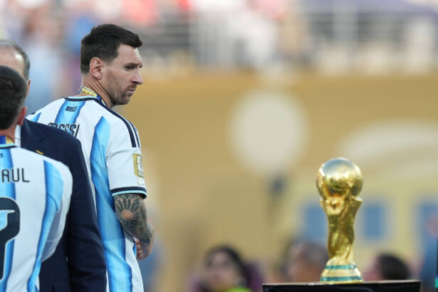 ‘A dor é muito grande’, diz Messi sobre derrota na final da Copa do Mundo