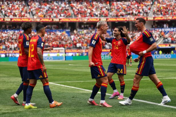 Quanto a Espanha faturou com o título da Copa do Mundo? Veja premiação e o que o Brasil ganhou