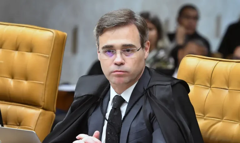 Vorcaro foi chamado a coquetel de instituto de Mendonça com ‘poucos convidados’, indicam mensagens